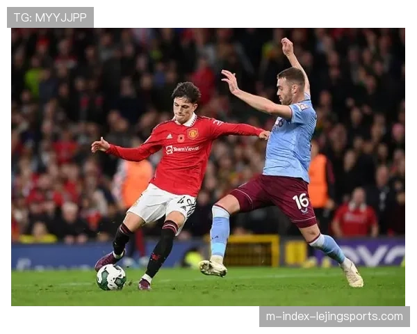 富勒姆约书亚·金替补建功，年轻球员关键时刻承担责任