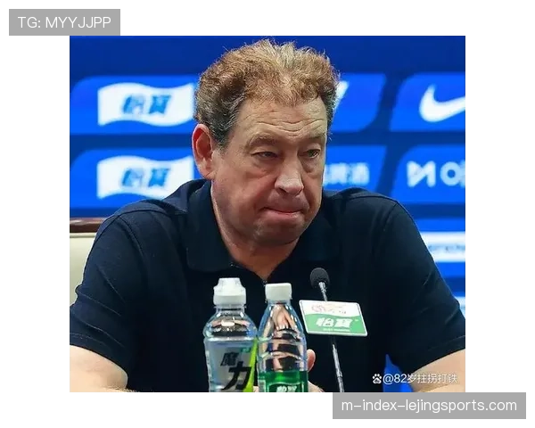 上海申花斯卢茨基继续执教 俄罗斯教练第二个赛季带队争冠